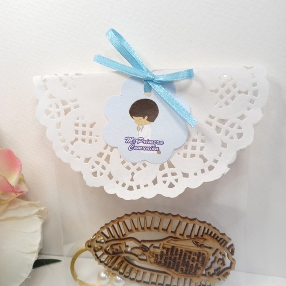 Keychain Virgin of Guadalupe baptism party favors. First Communion Funeral - Picture 4 of 11